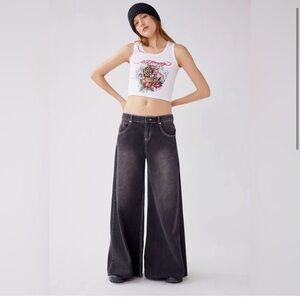 urban outfitters extreme wide jeans NWT